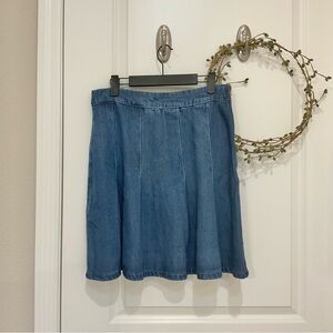 YFB Pleated Lycocell Denim Skirt Size M, NWT